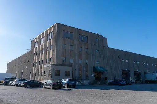 Canadian Warehousing and Distribution Facilities